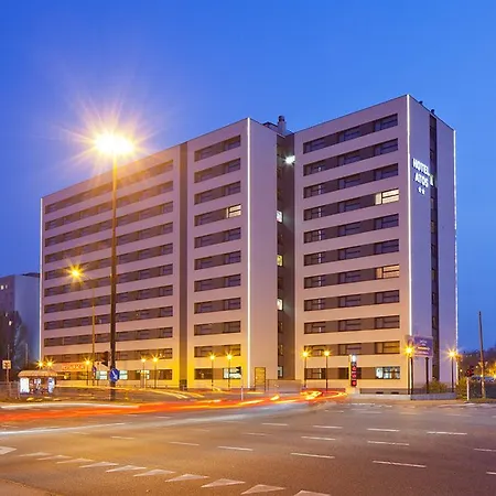 O3hotel Varsovie